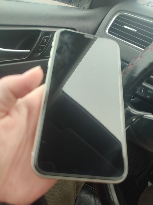Iphone 11 64 gb в идеальном состоянии