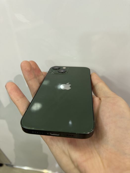 Продам Iphone 13/128