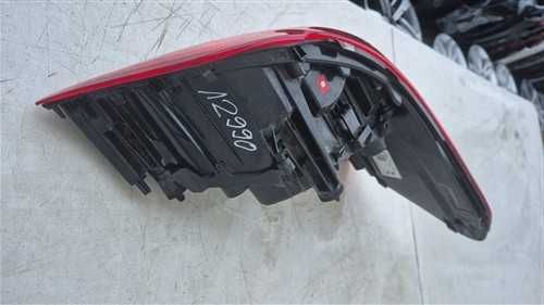 Stop Lampa Stanga spate pe aripa Peugeot 301 cod 9817301180