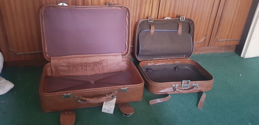 Куфари от естествена кожа