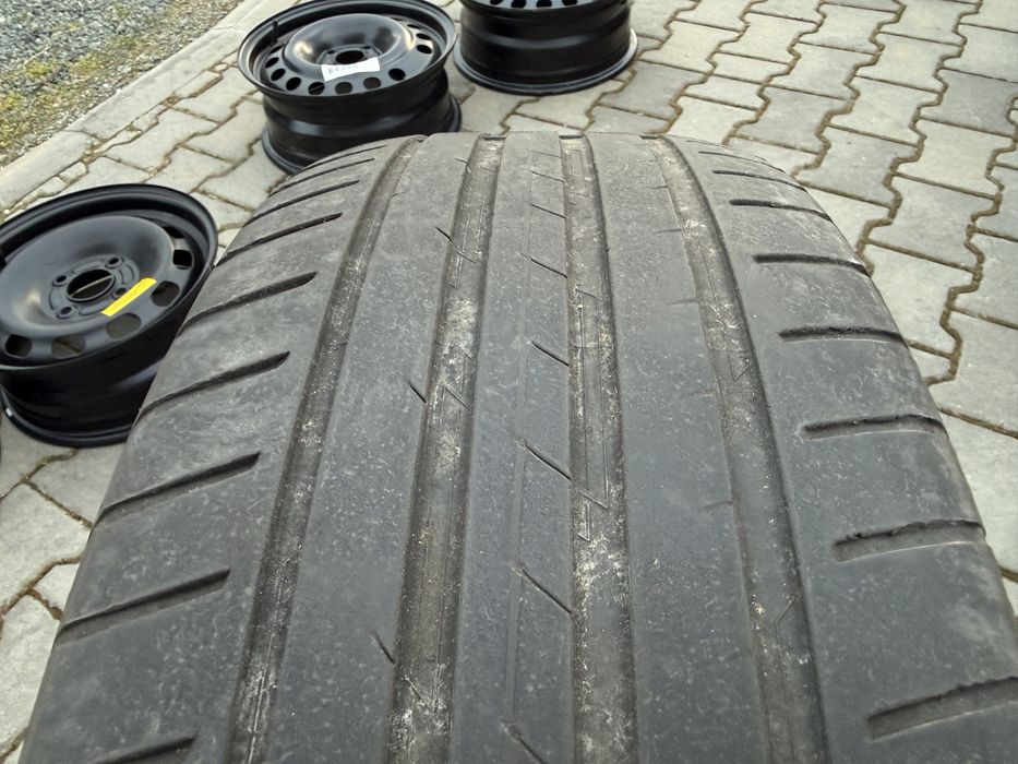 2бр. Летни Гуми С Борд 215/60R/17 -VREDESTEIN- DOT:0322 *40€ за 2бр. *