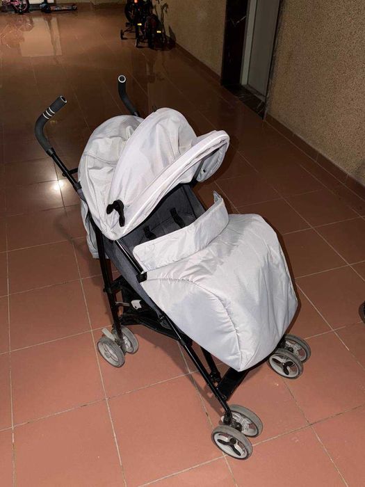 Детская коляска-трость