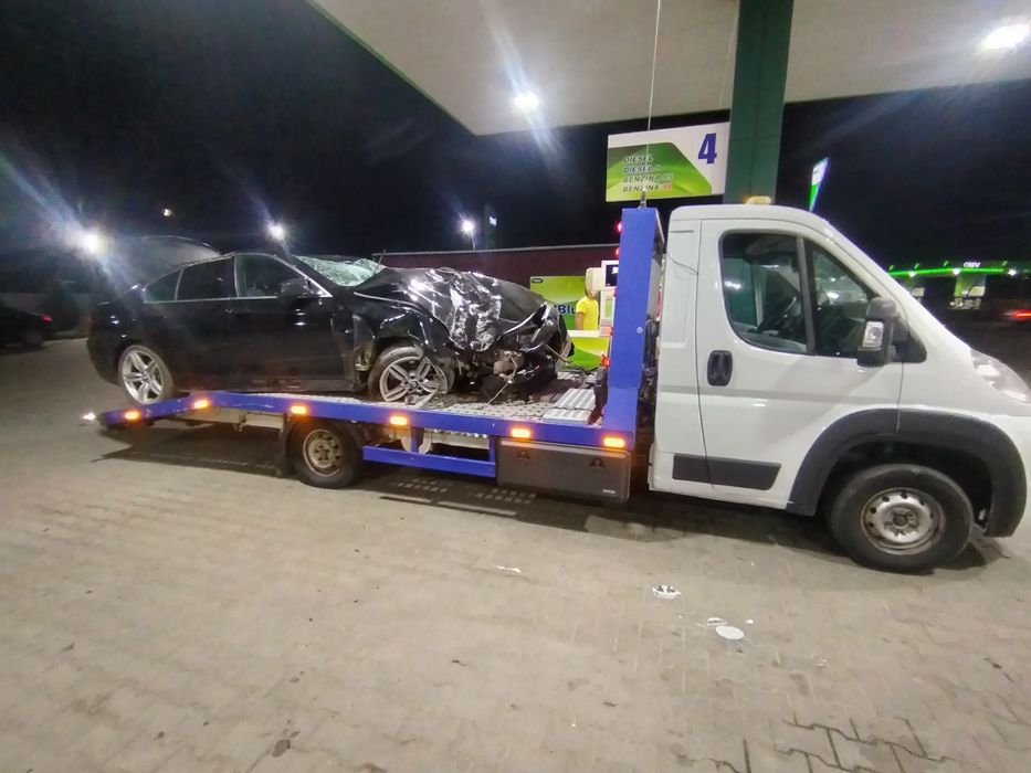 Tractari auto asistenta rutiera platforma auto