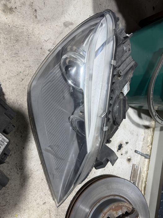 Capota Fata Far Faruri Xenon Original Bmw Seria 6 F12 NFL 2012-2014