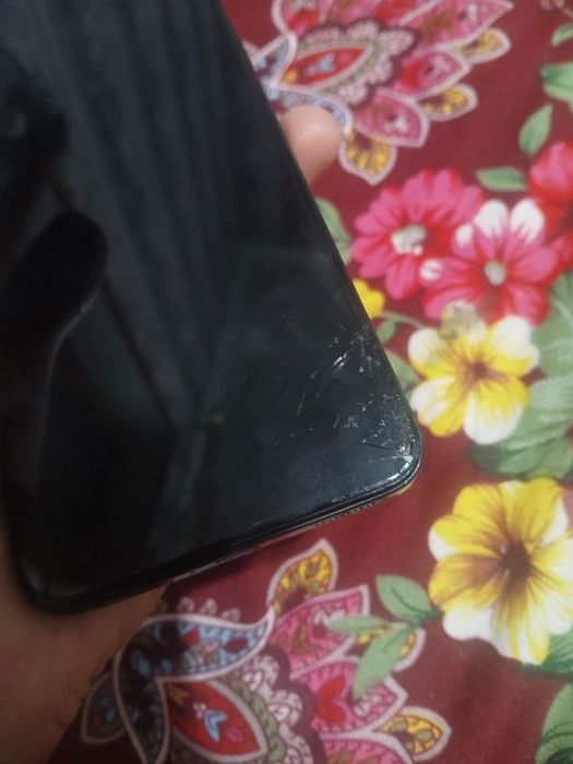 Honor x7d abmen xam bor iphone madellari bilan