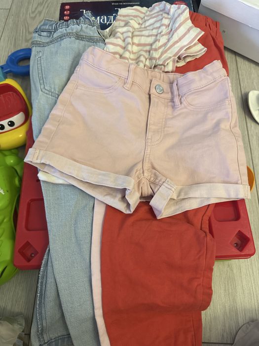 Детская одежда и игрушки