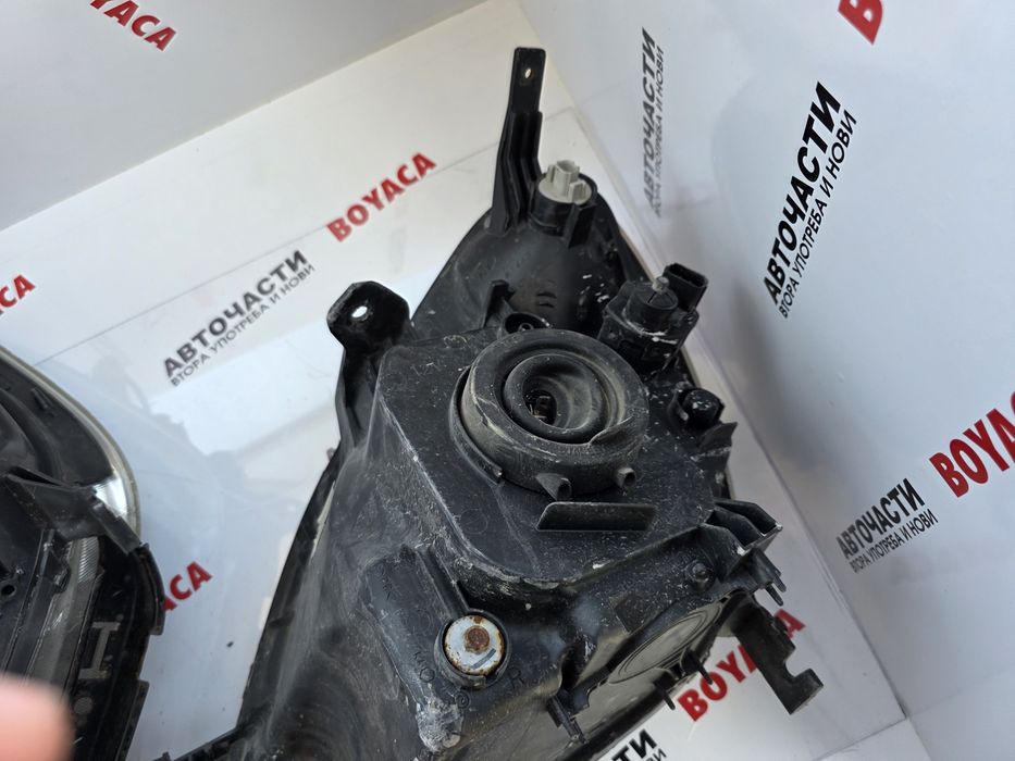 Десен фар Honda CR-V II 02-06г