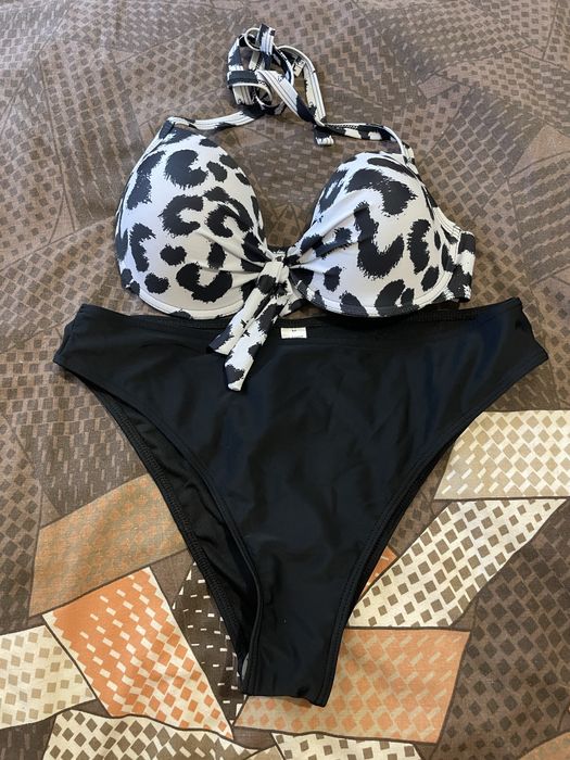 Чисто нови бански