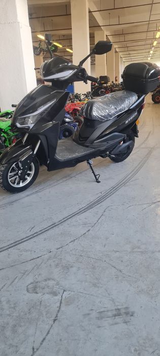 Scuter electric 1000 W 60 volți