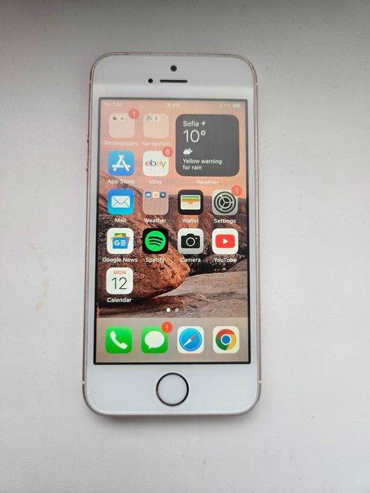 iPhone SE Rose Gold,  отлична батерия 92% и добро състояние