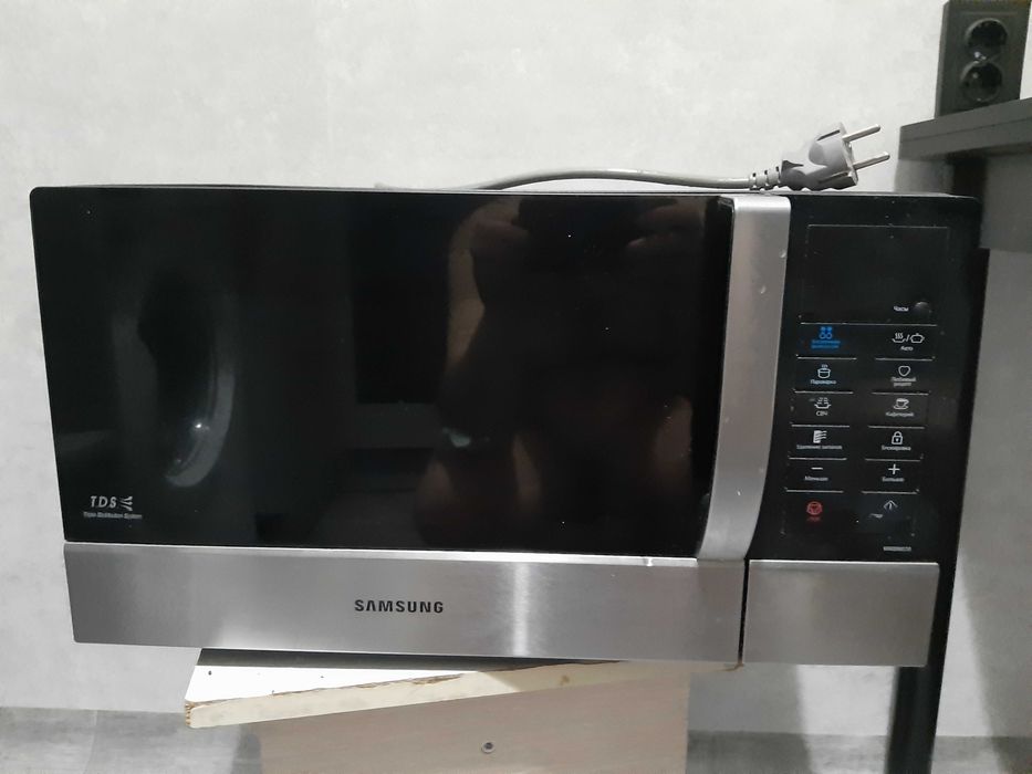 Продаётся микроволновка