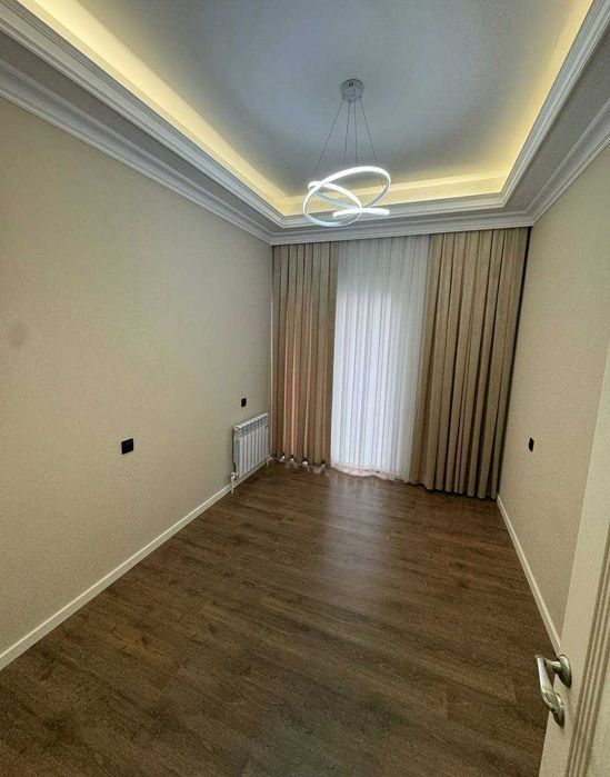 Продается  3 комнт  ЖК  Нур  алайский