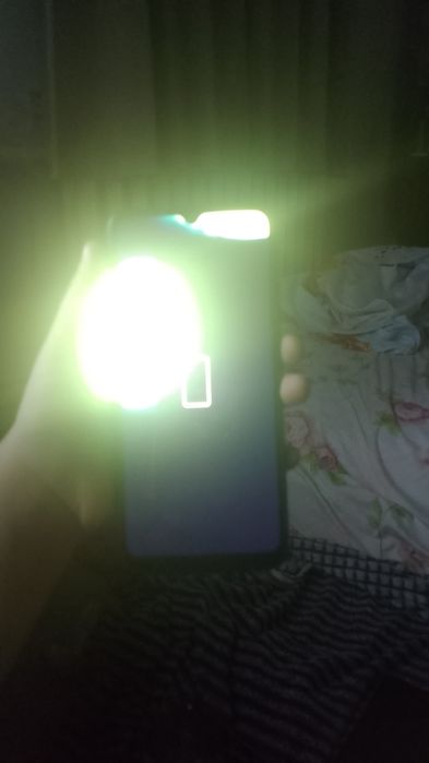 Продам телефоны 4 штуки