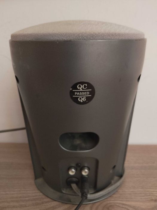 Колона мулти-суб за компютър, работи.