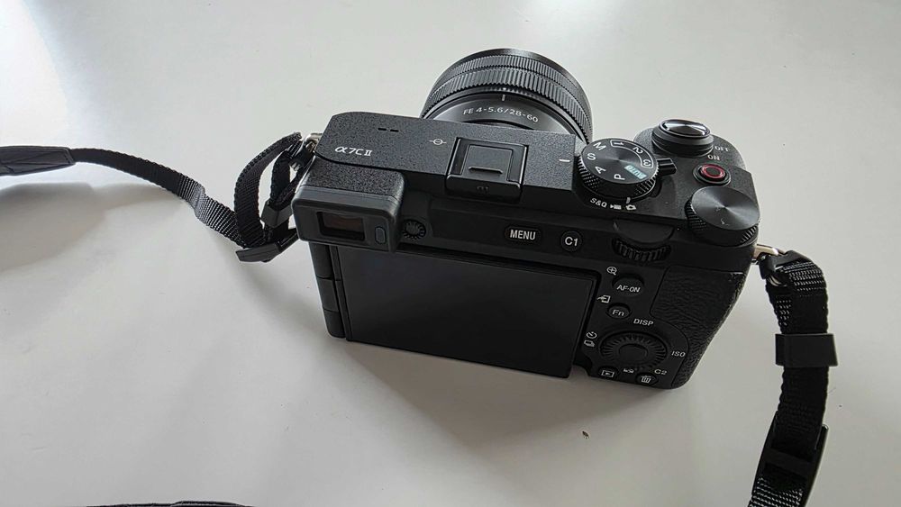 Kit foto Sony Alpha-7C II cu Obiectiv FE 28-60mm F4-5.6