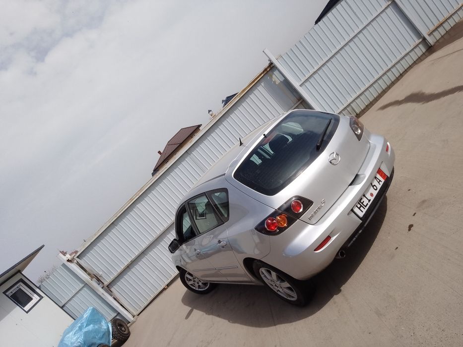 Mazda*3/16/Benzina* EURO.4* An/2006*Privat*GERMANIA!