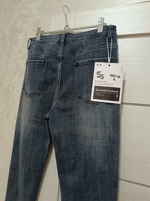 Новые женские джинсы