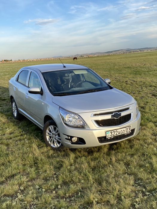 Продам машину в хорошм состояние