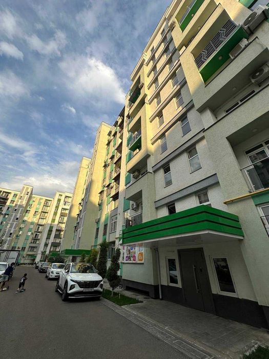 Продаётся 3х ком коробка ЖК Green Park