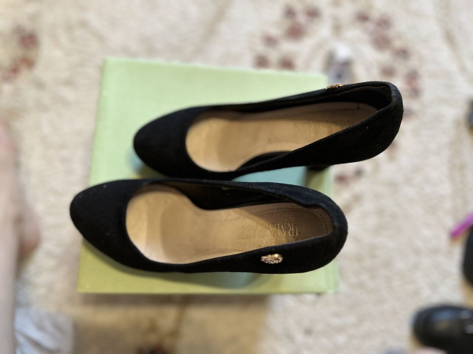 Женские туфли