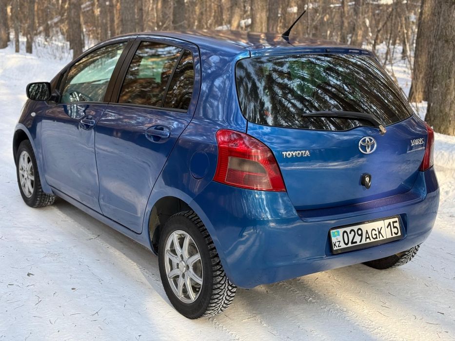 Тайота ярис срочно