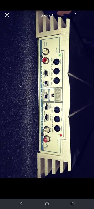Amplificator Auto Magnat Clasicc 480 Defect Preț 100 lei