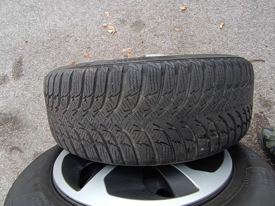 Зимни гуми 205/55/16 KUMHO M+S , DOT :2920, с джанти от Мерцедес