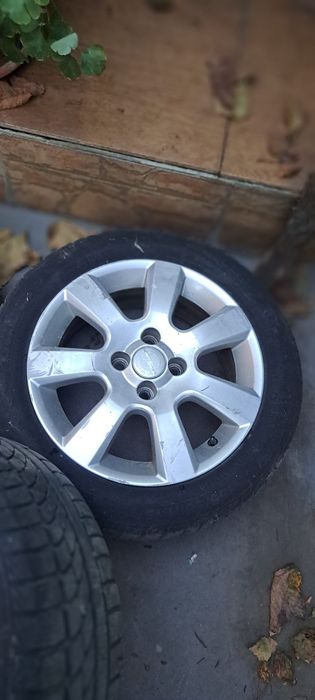 Roți R15 jante aluminiu