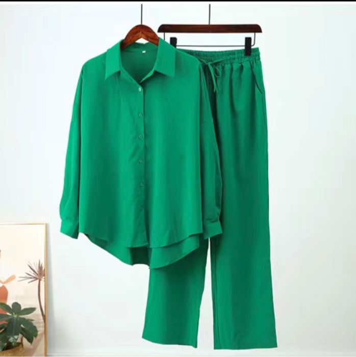 Продам костюм. Новый