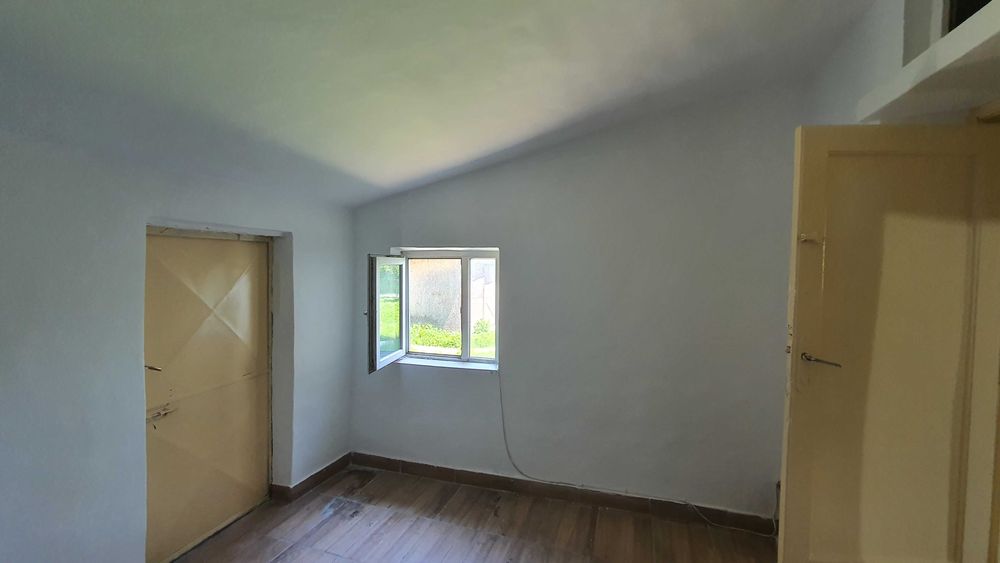 Casa decomandata 3 camere - Oras Racari, Dambovita