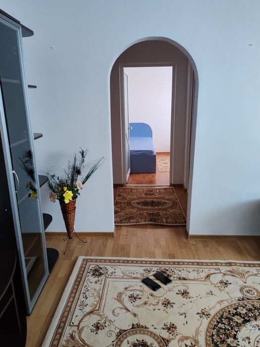 Apartament 2 camere de închiriat – Roman, str. Anton Pann