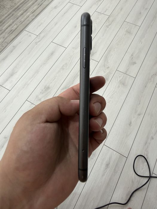 Продам Iphone 11 128ГБ ёмкость 76%