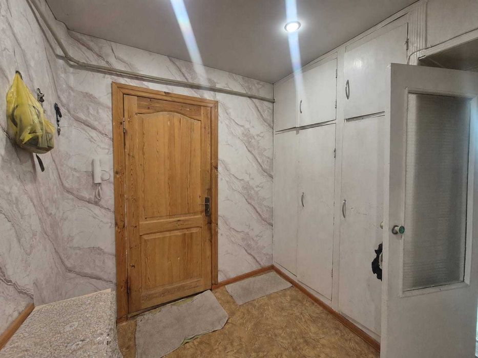 Продам 3 комн квартиру улучш/ планировки