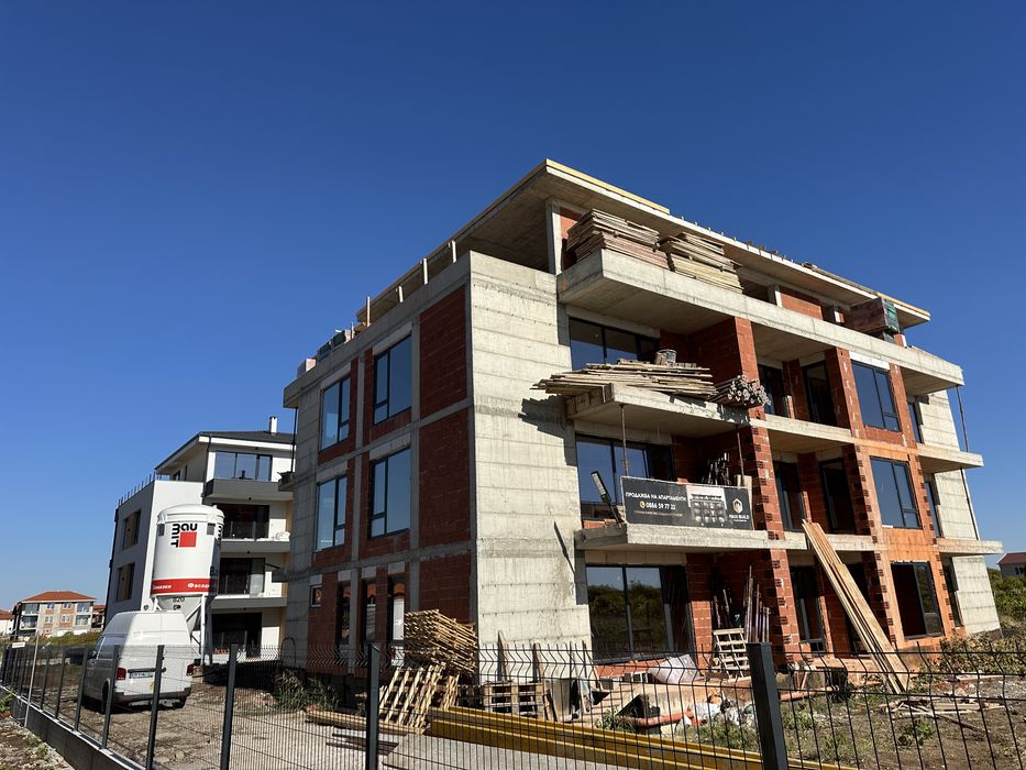 Продава се Тристаен апартамент в Асеновград - 167 кв.м за 863 €/кв.м - Снимка #1