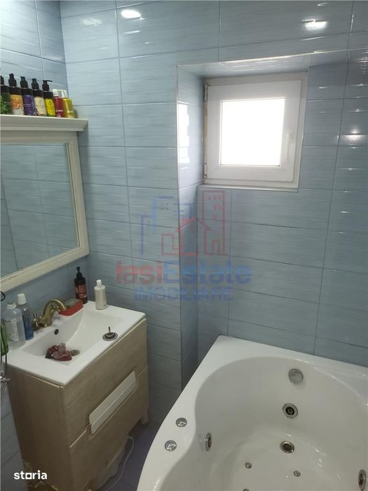 Apartament 4 camere zona Nicolina - Rond Vechi