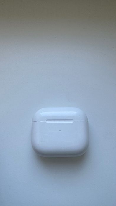 Airpods 3, левое ухо и кейс