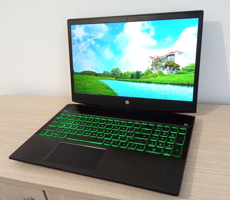 Laptop RTX 3050 TI TITANIUM EXTREM GAMING 144Hz RATA REFRESH ecran 15.6 inch nvme SSD placa video dedicata NVIDIA RTX TI 2 placi video 7