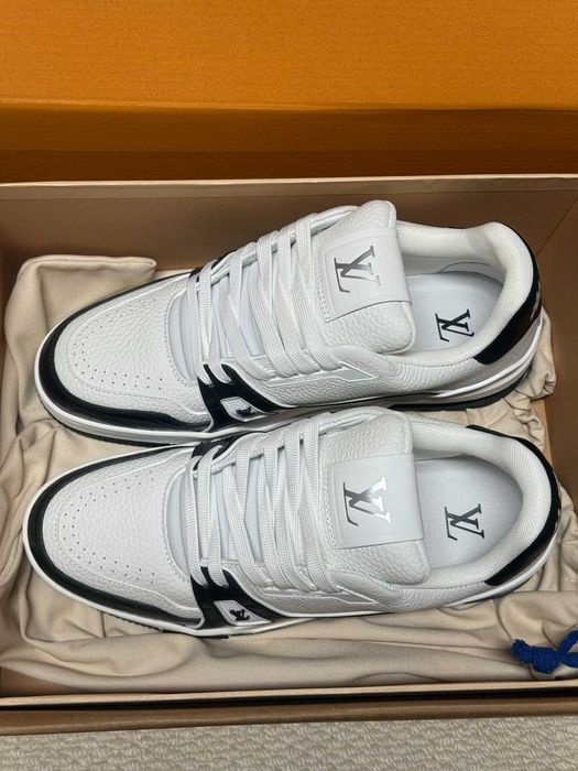 Adidasi Louis Vuitton Trainer Premium