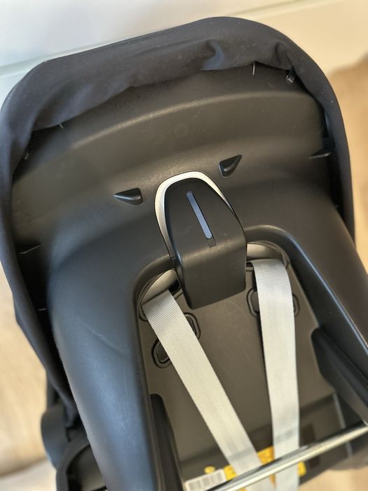 Кошница за кола Maxi-Cosi - Cabrio Fix, i-Size, 40-75 cm,