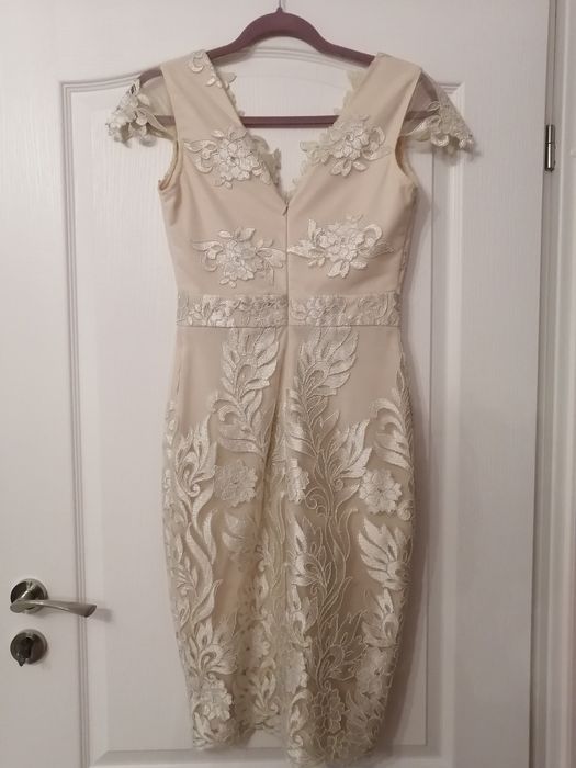Rochie de ocazie broderie crem ivory. Rochie dantela. Rochie ocazie