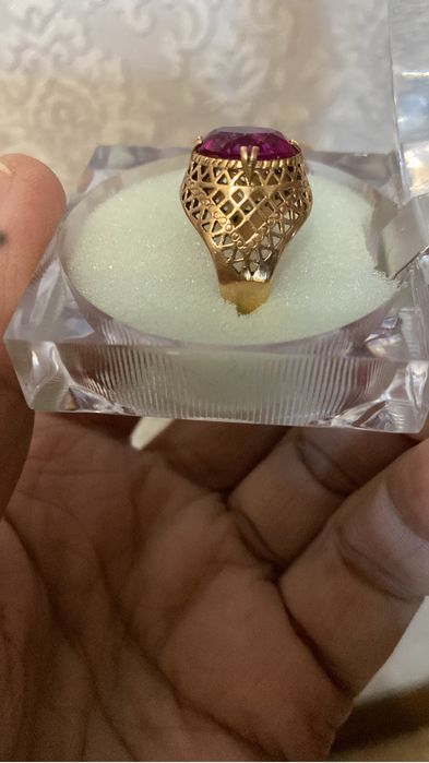 Перстень с рубином советское золото