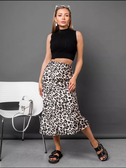 Продам женскую одежду