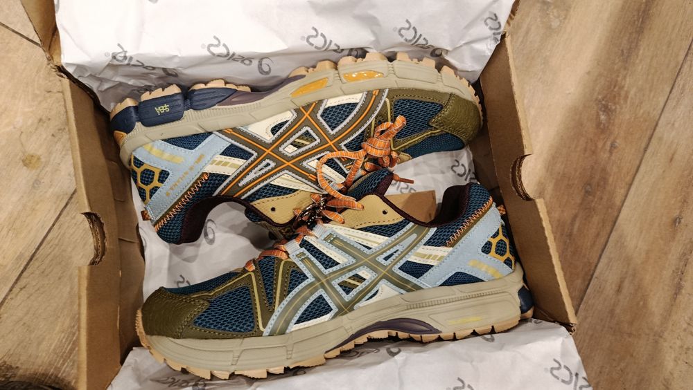 Кроссовки gel kahano 8