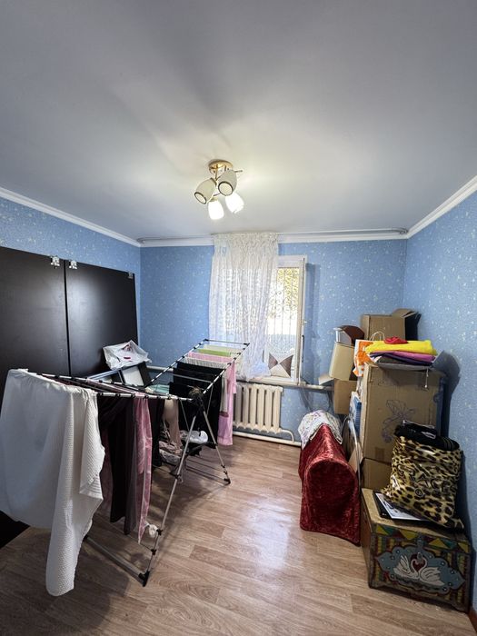 9 бөлмелі жер уй сатылады