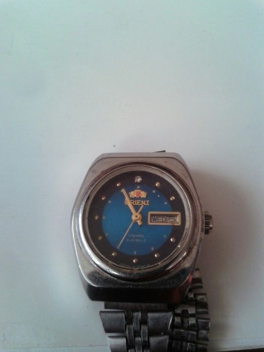 Ceas cu bratara ;;ORIENT"",si Chaika de dama ,mecanic