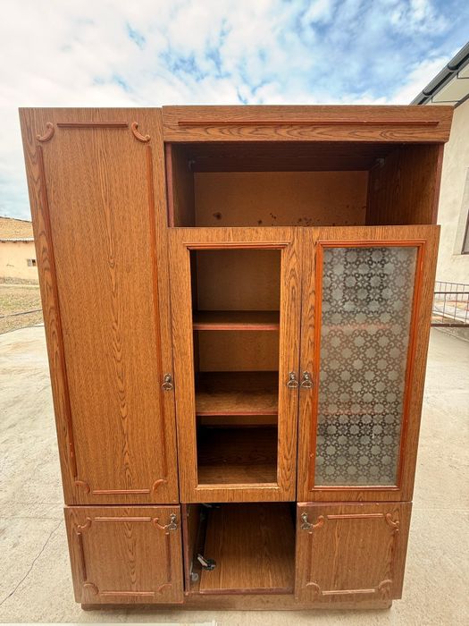 Продам Гостиный Стенка