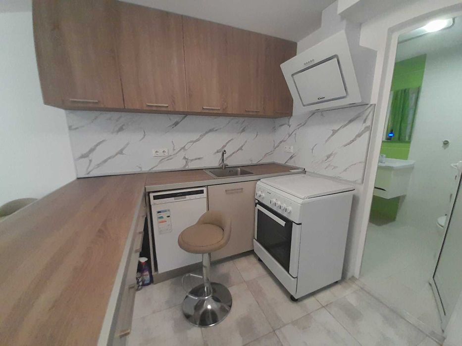 Продава се Двустаен апартамент в Варна, Бриз - 55 кв.м за 2000 €/кв.м - Снимка #3