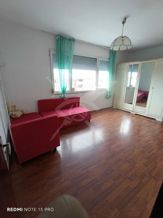 Дава се под наем Тристаен апартамент в Пловдив, Център - 138 кв.м за 548.25 € - Снимка #4