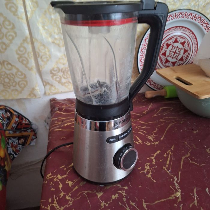 Блендер BOSCH в идеальном состоянии но б/у