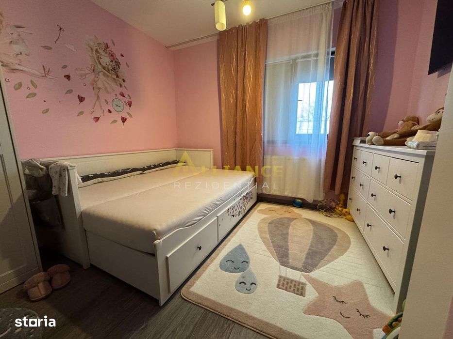 [S.Oltenitei] Vila cu 5 camere - 3 bai | Partial Mobilata
